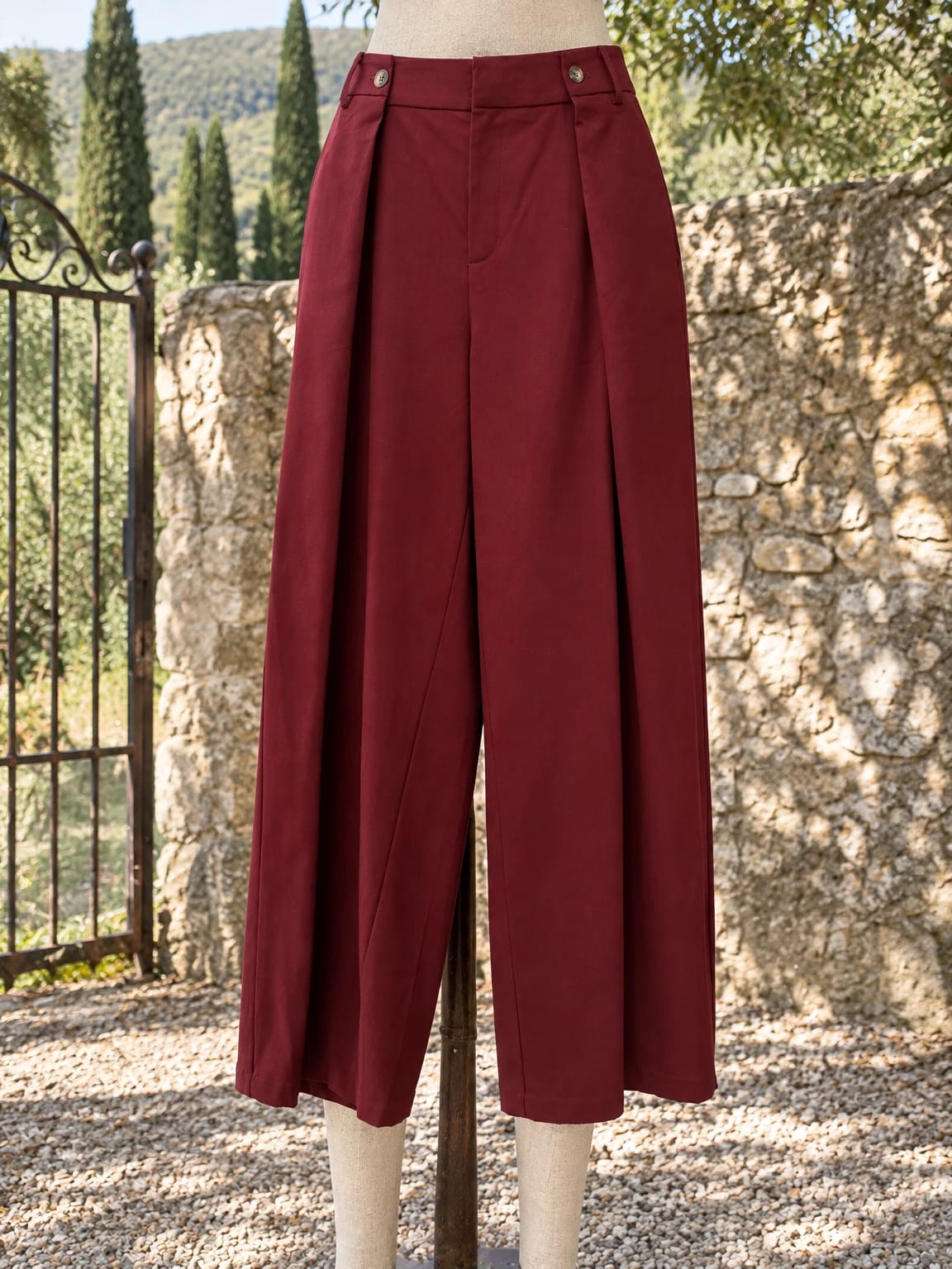 Pantalone palazzo con cintura sul retro