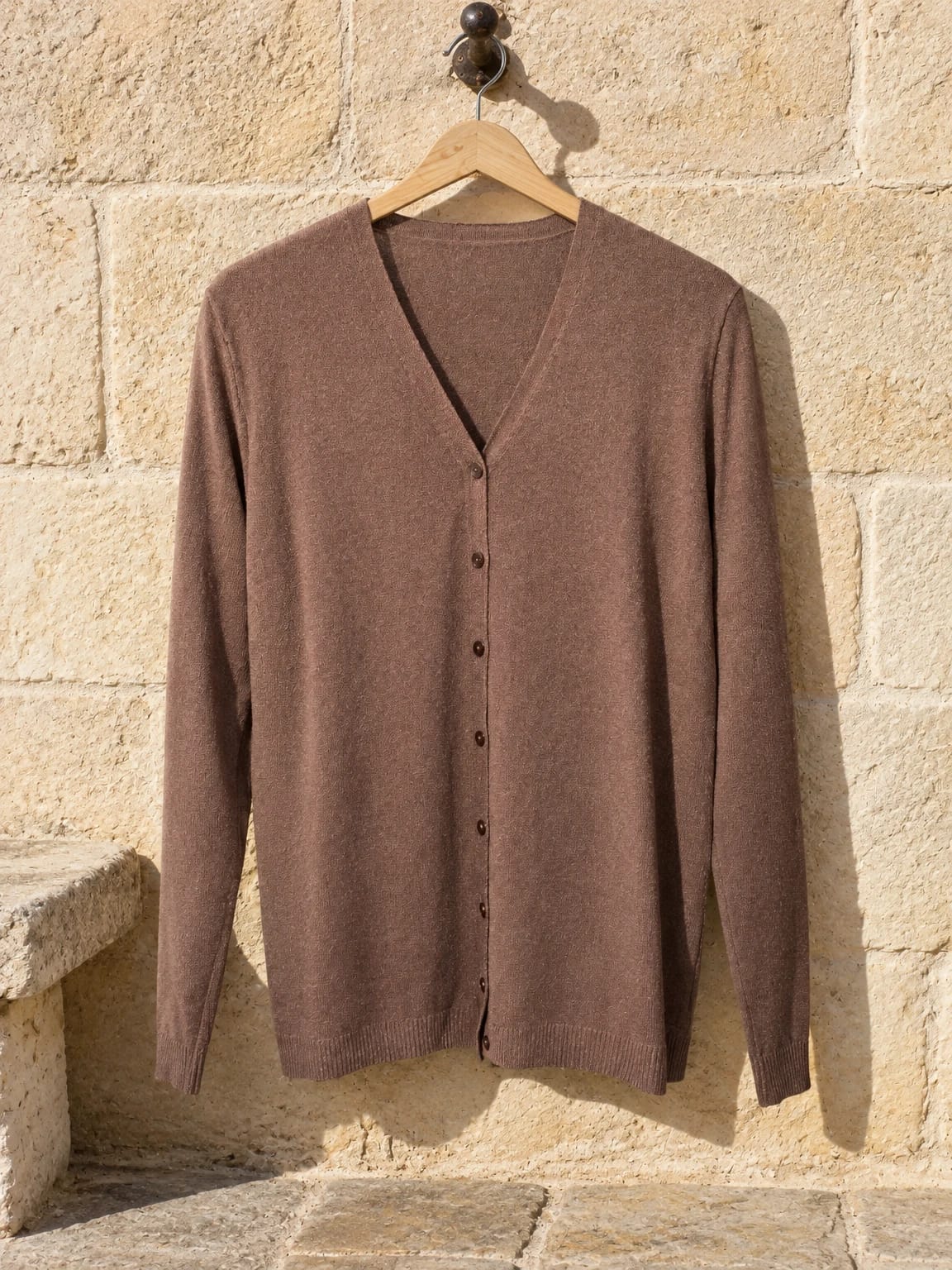 Cardigan verde con bottoni