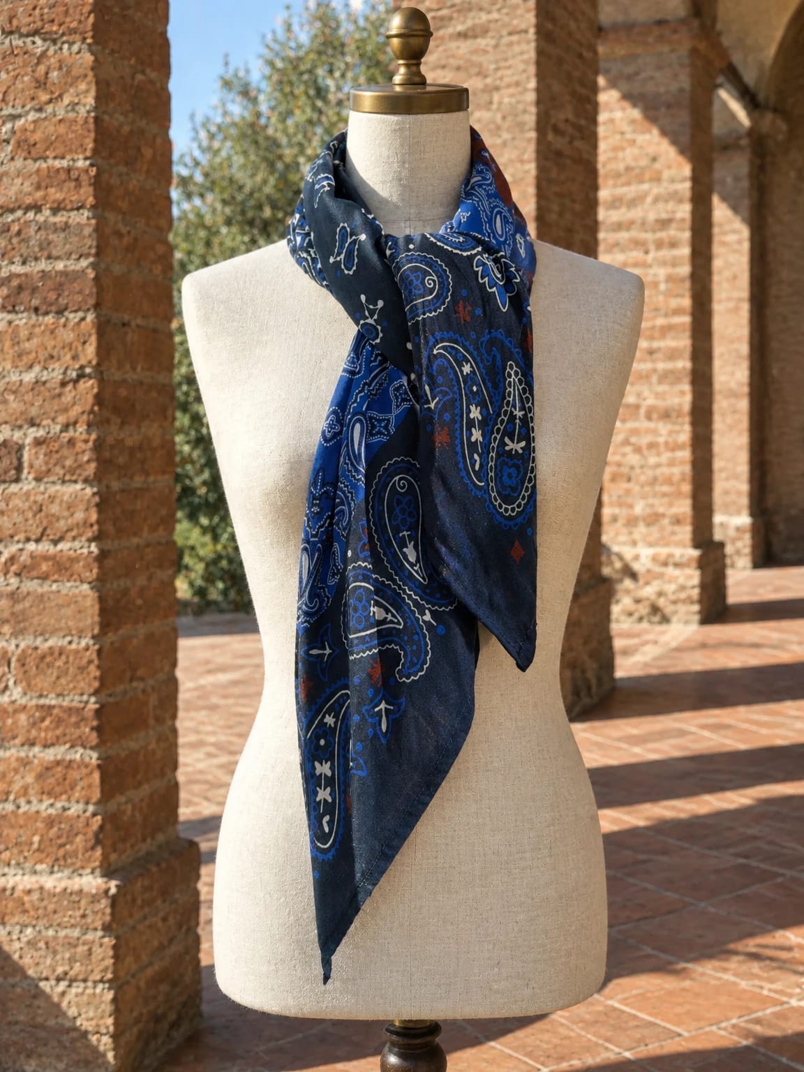 Foulard con stampa paisley
